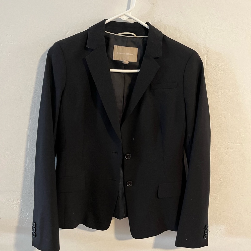 Banana republic, excellent condition, blazer and black